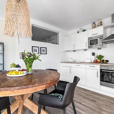 Seaesta Appartement *